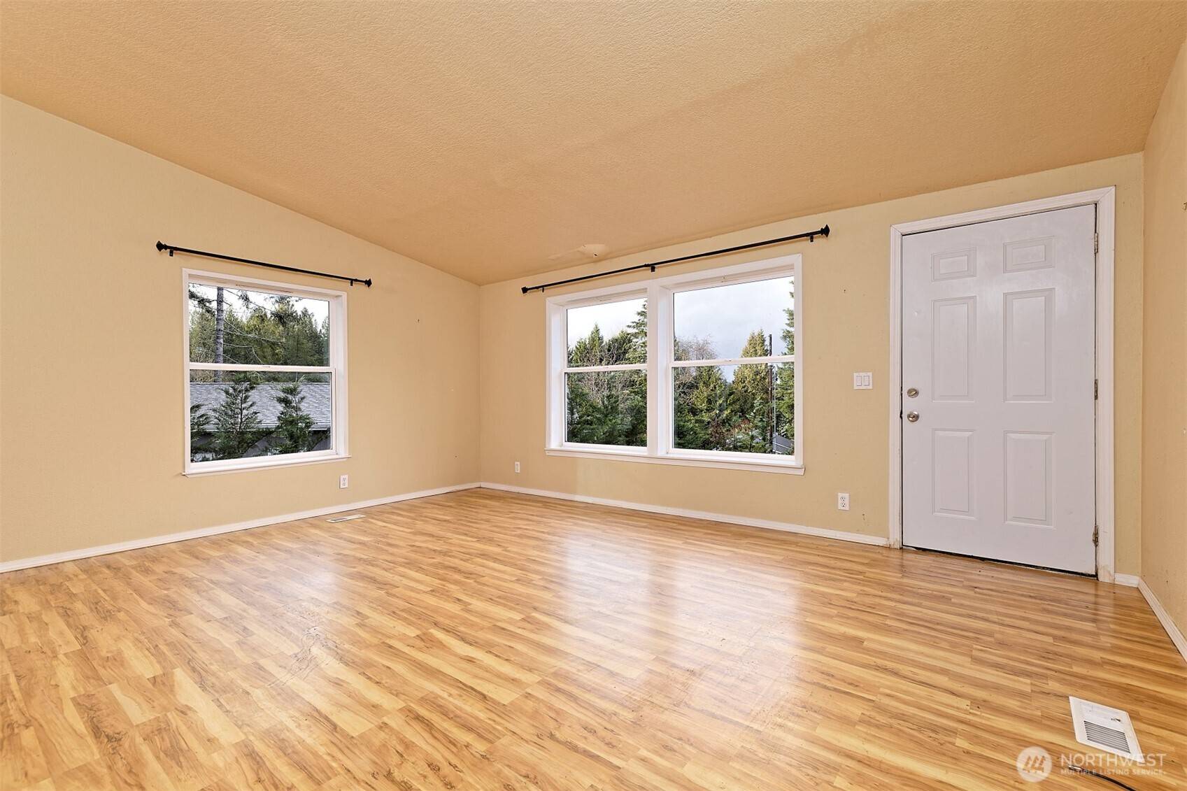 Shelton, WA 98584,161 E Greenwood LN