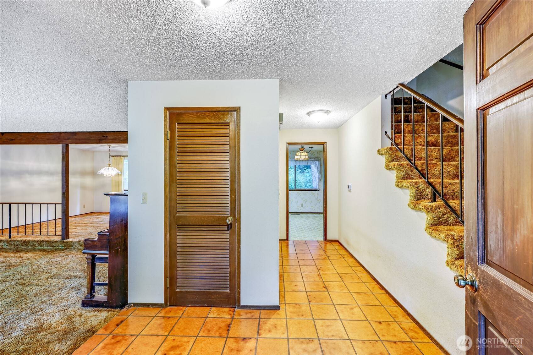 Bremerton, WA 98311,739 Woodland CT NE