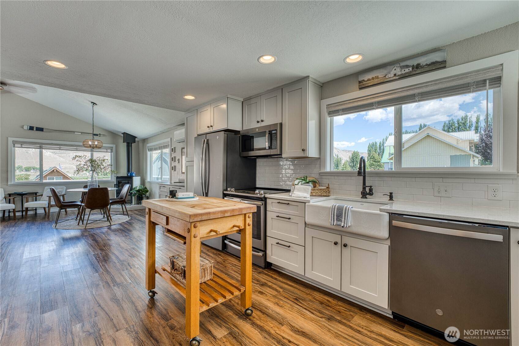 Orondo, WA 98843,421 Lakeview DR
