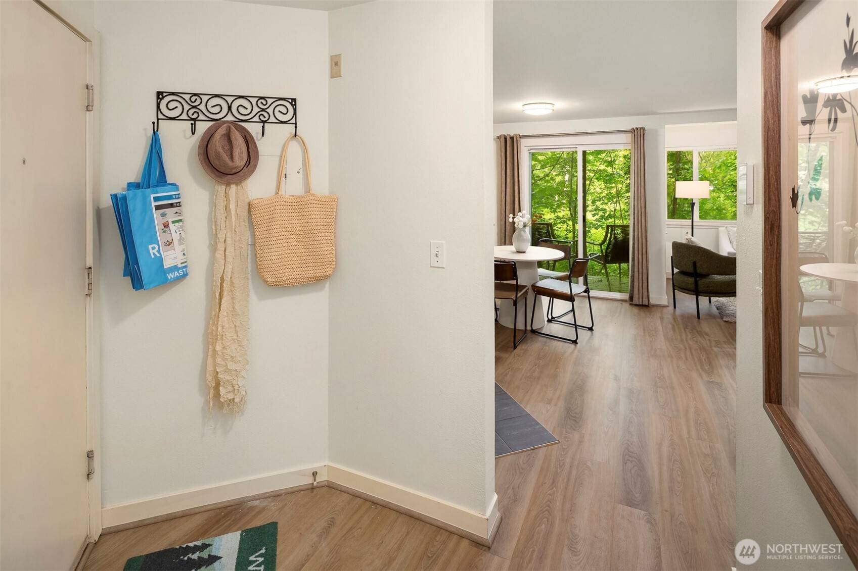 Issaquah, WA 98027,700 Front ST S #D106
