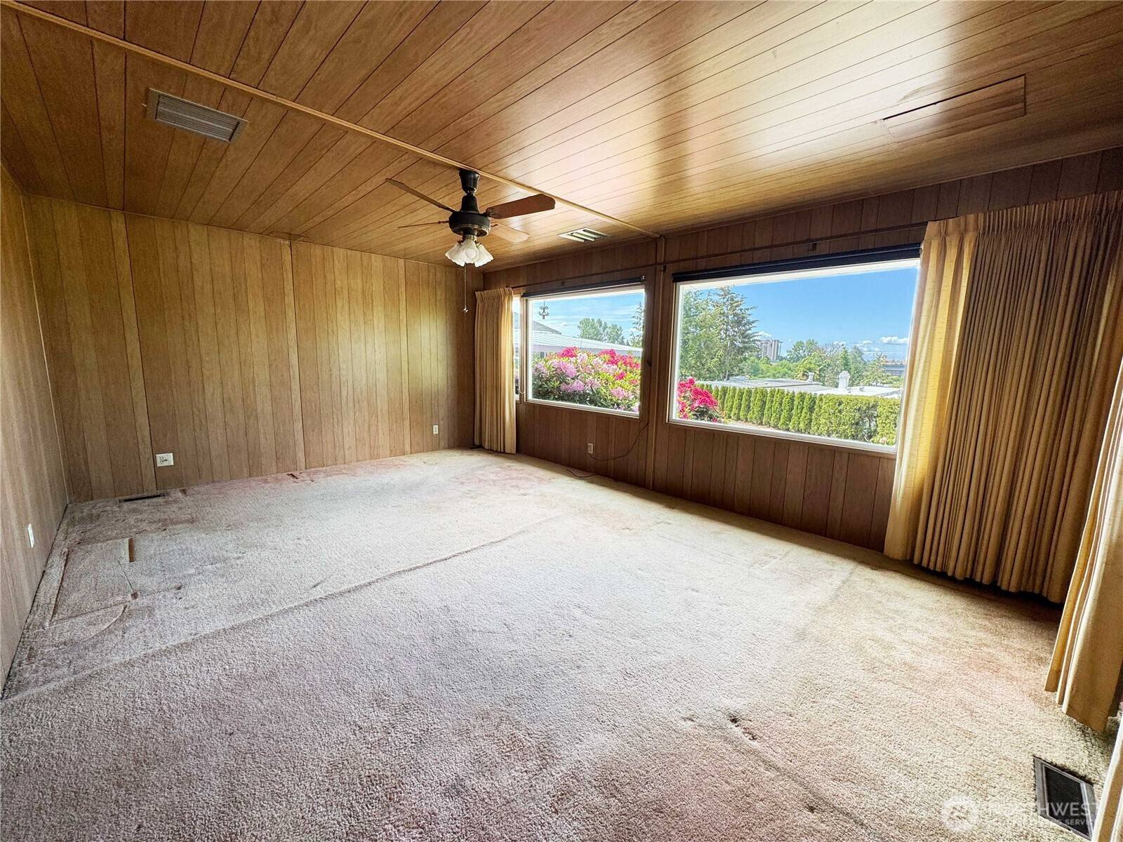 Seatac, WA 98188,18106 36th PL S