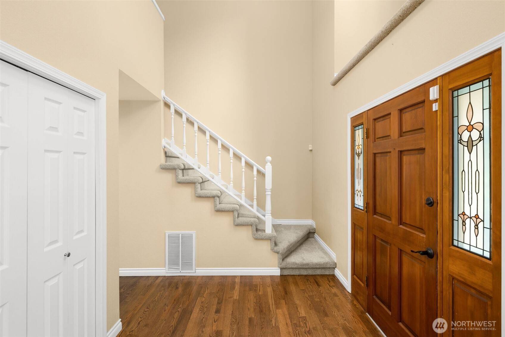 Issaquah, WA 98027,695 Jasmine PL NW