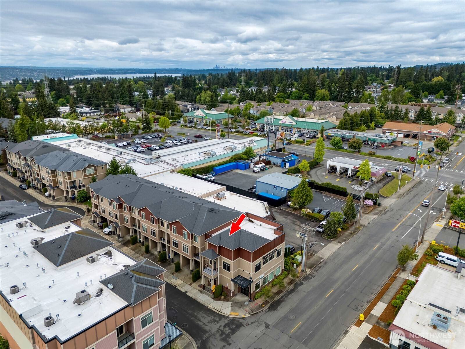 Renton, WA 98056,4020 NE 3rd PL #B