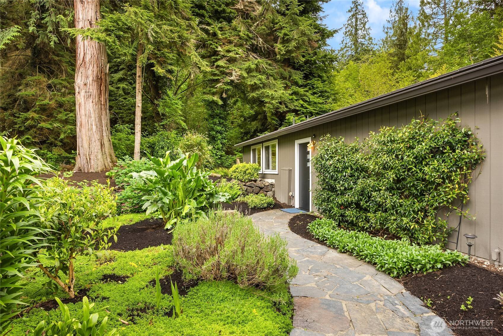 Bainbridge Island, WA 98110,14924 Sunrise DR NE