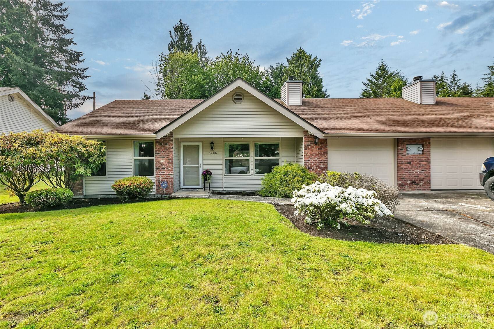 Puyallup, WA 98371,5606 5608 76th Street Ct E