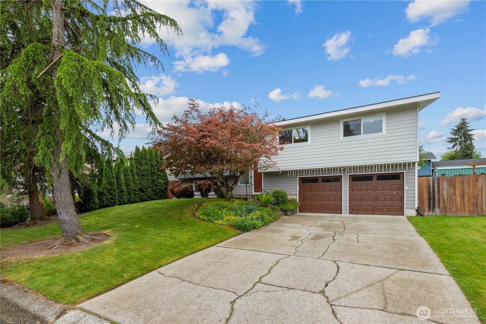 Kirkland, WA 98034,13025 87th PL NE