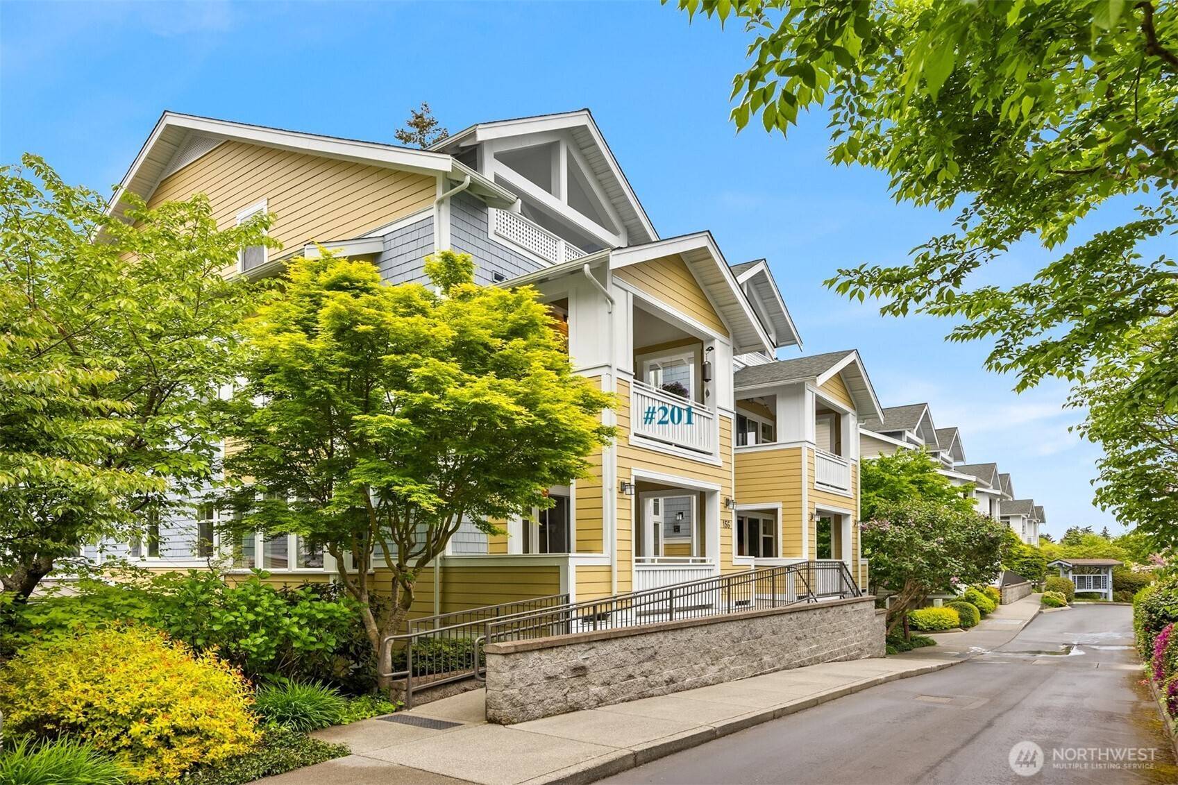 Bainbridge Island, WA 98110,156 Hall Brothers LOOP NE #201