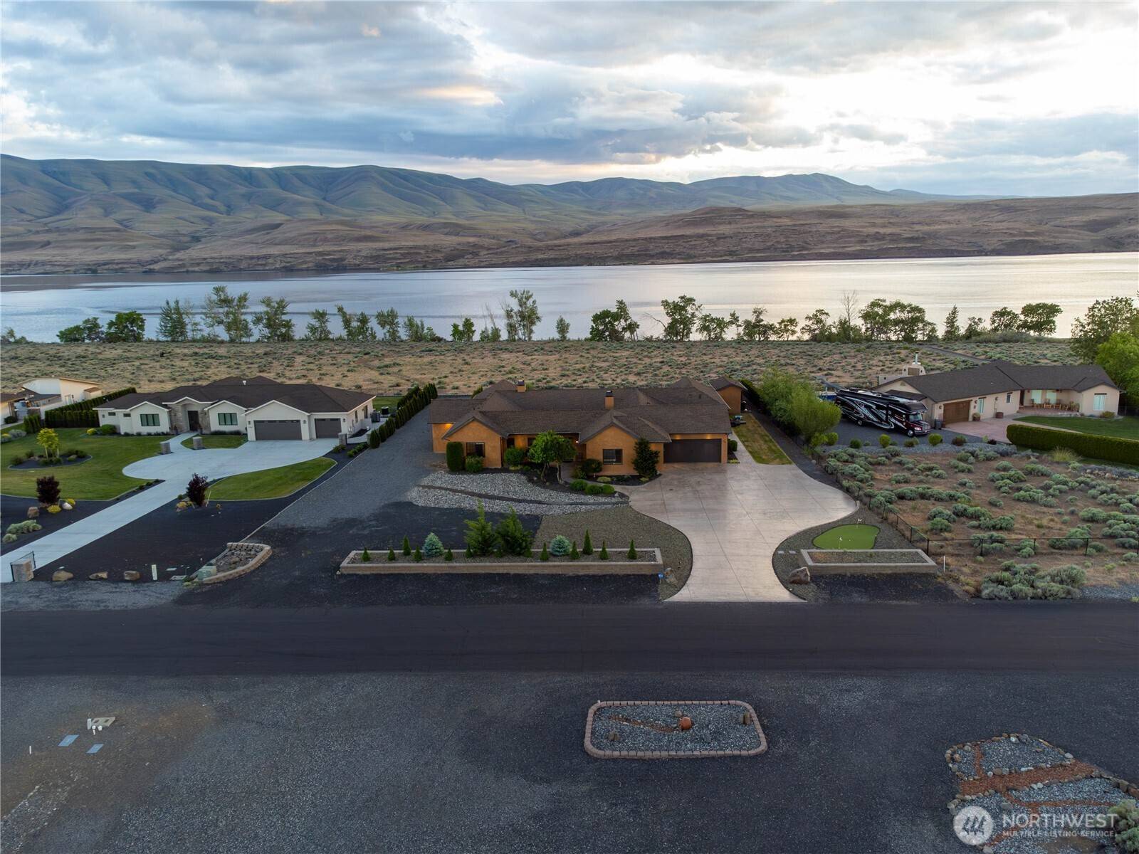 Mattawa, WA 99349,510 Lakeside WAY SW
