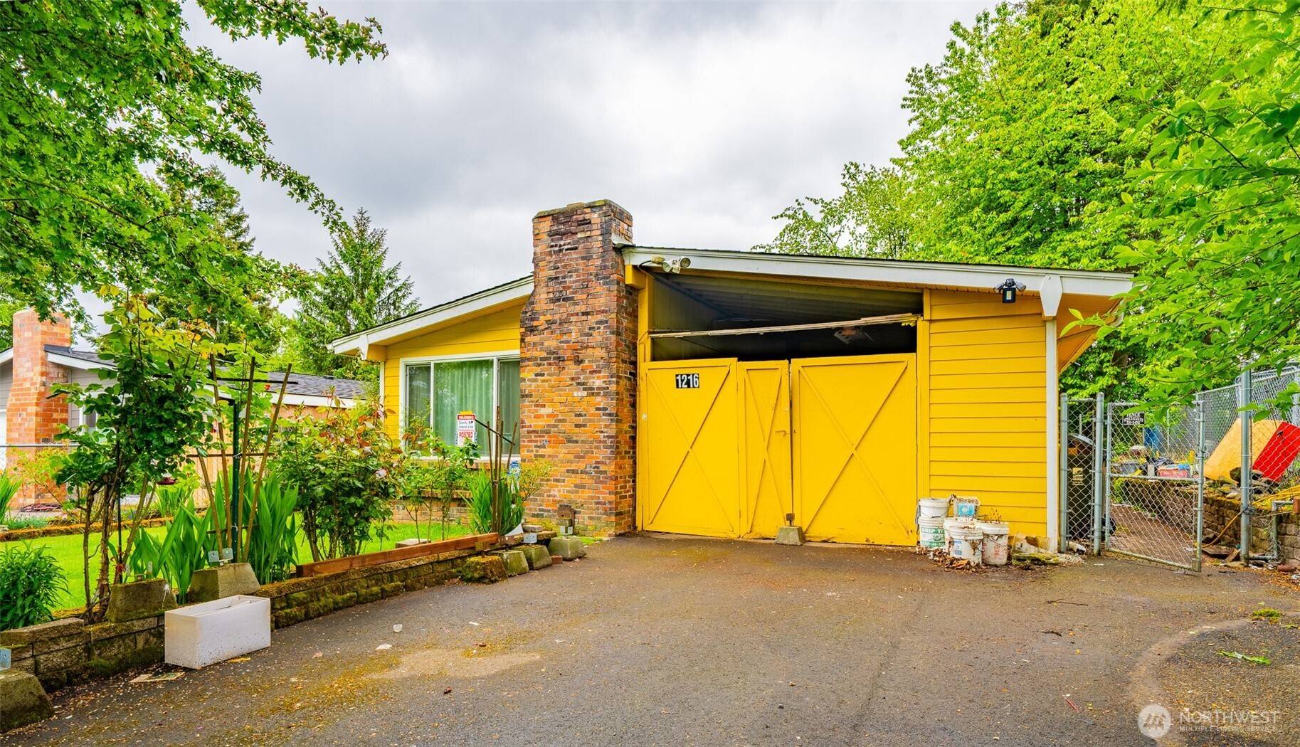 Tacoma, WA 98404,1216 E 70th ST