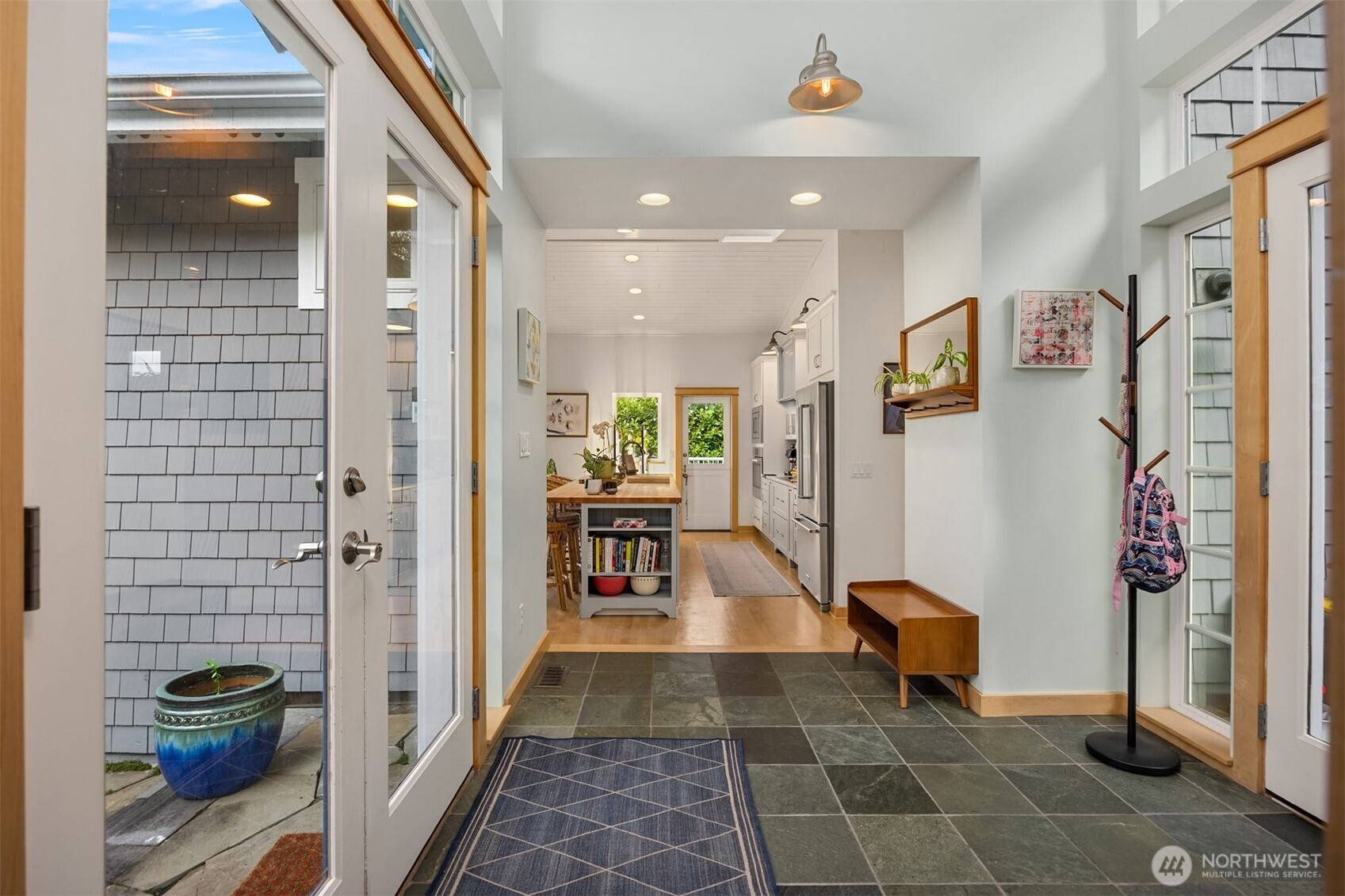 Bainbridge Island, WA 98110,10555 NE Morning LN