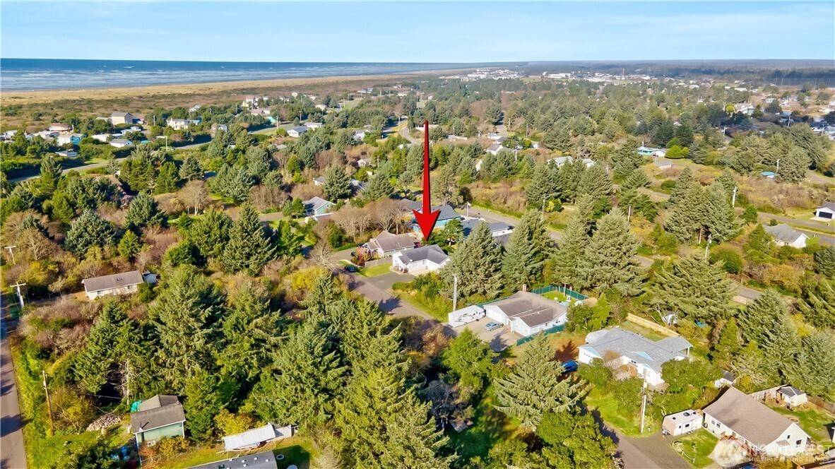 Ocean Shores, WA 98569,152 N Oar LOOP NW