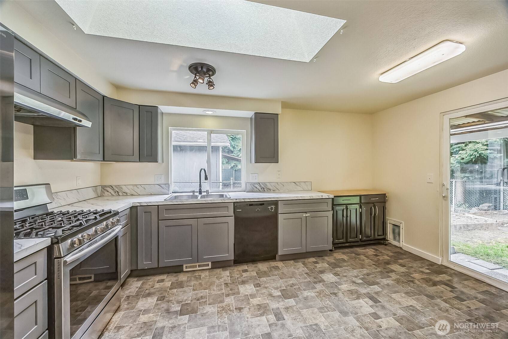 Lacey, WA 98503,1227 Mary Lou ST SE