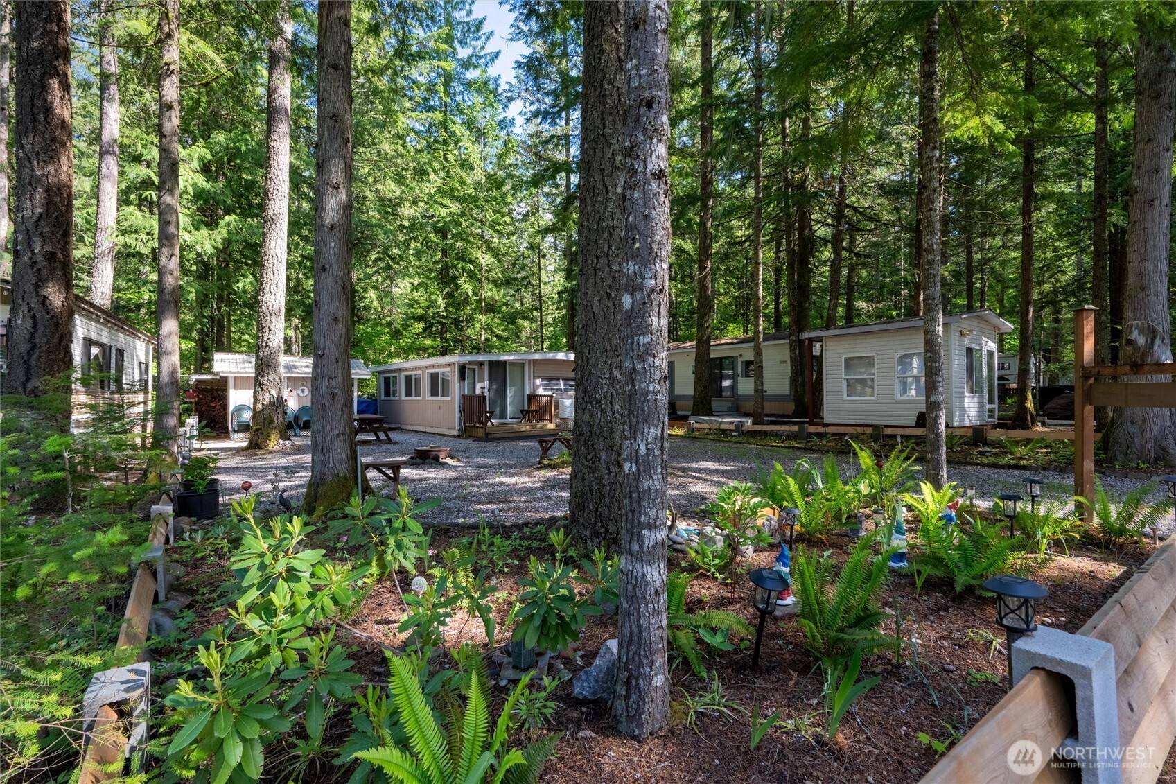 Deming, WA 98244,110 6 Riverside DR