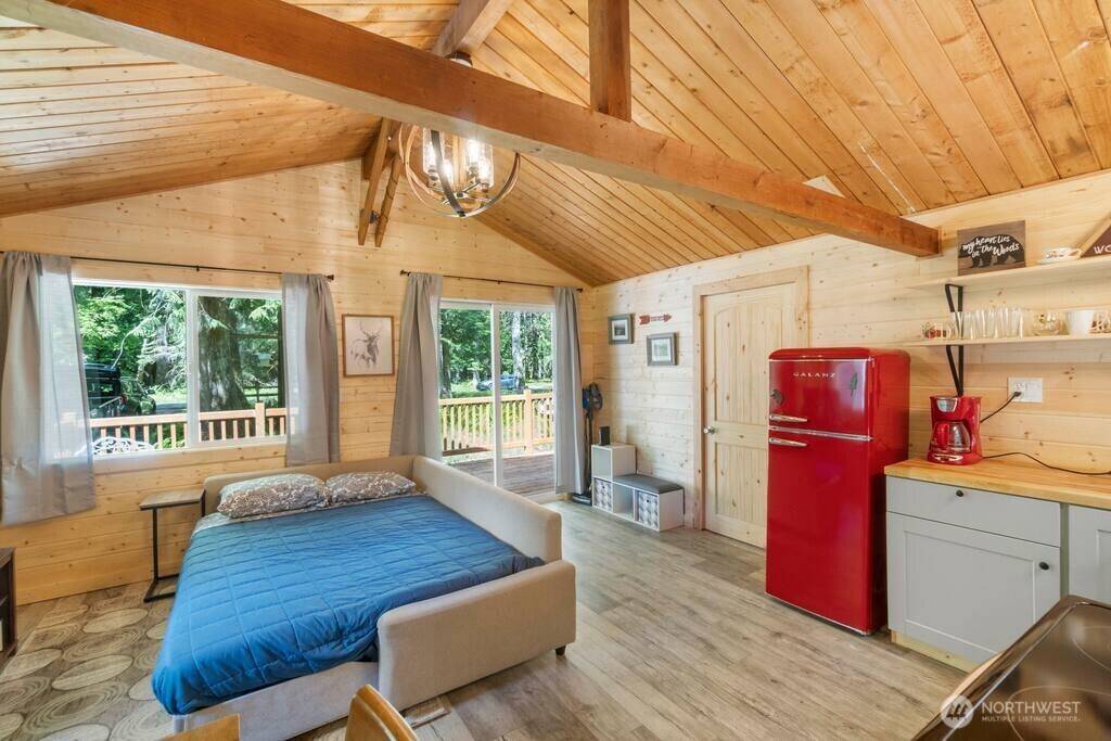 Ashford, WA 98304,56717 383rd Avenue Ct E