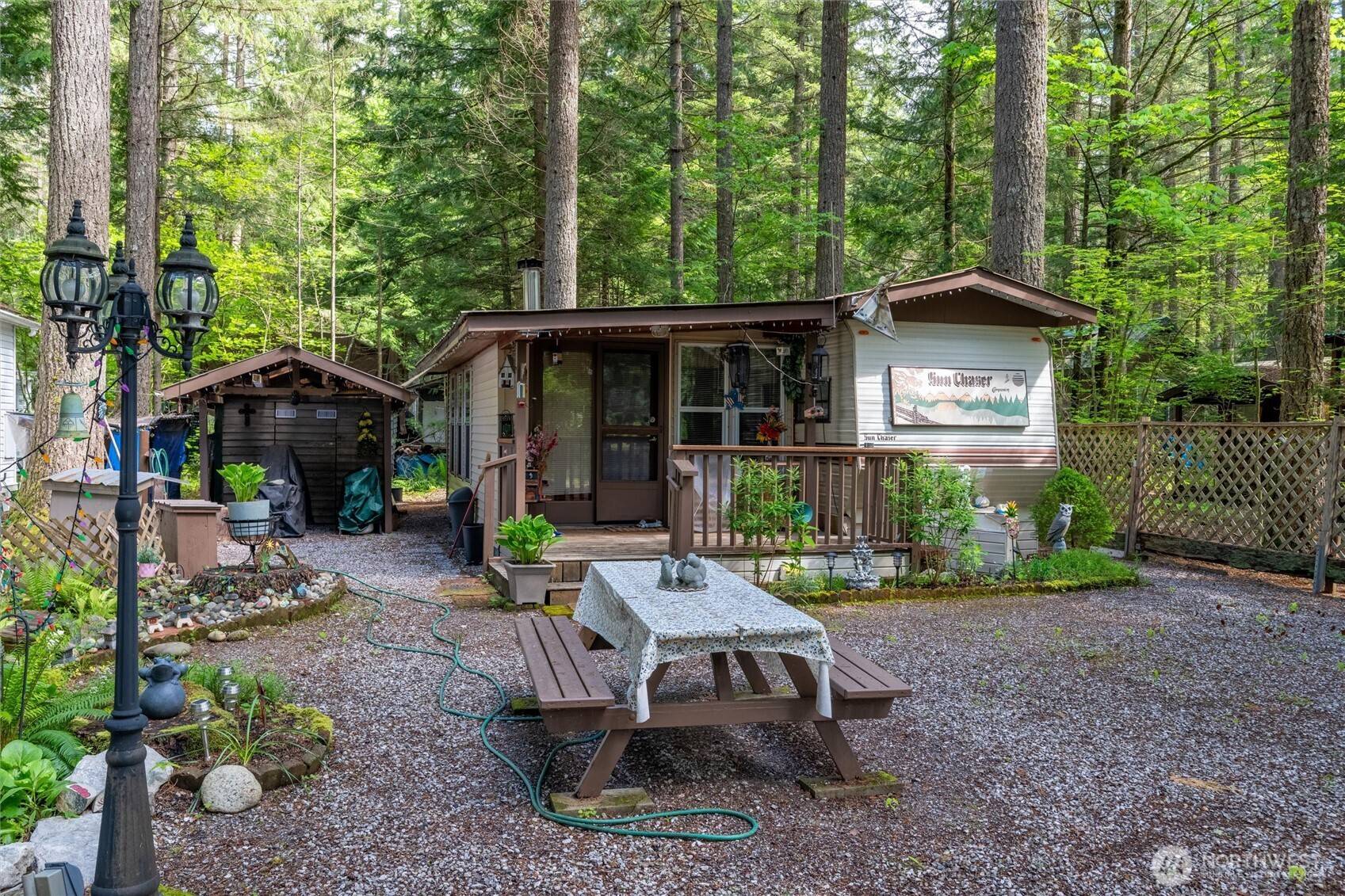 Deming, WA 98244,117 6 Riverside DR