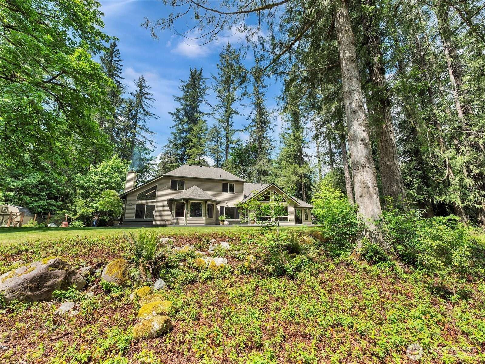 Snoqualmie, WA 98065,44611 SE 72nd ST