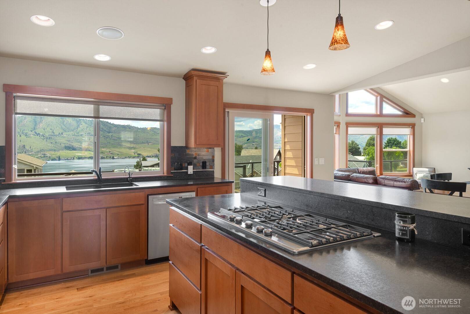 Chelan, WA 98816,205 Butte RD