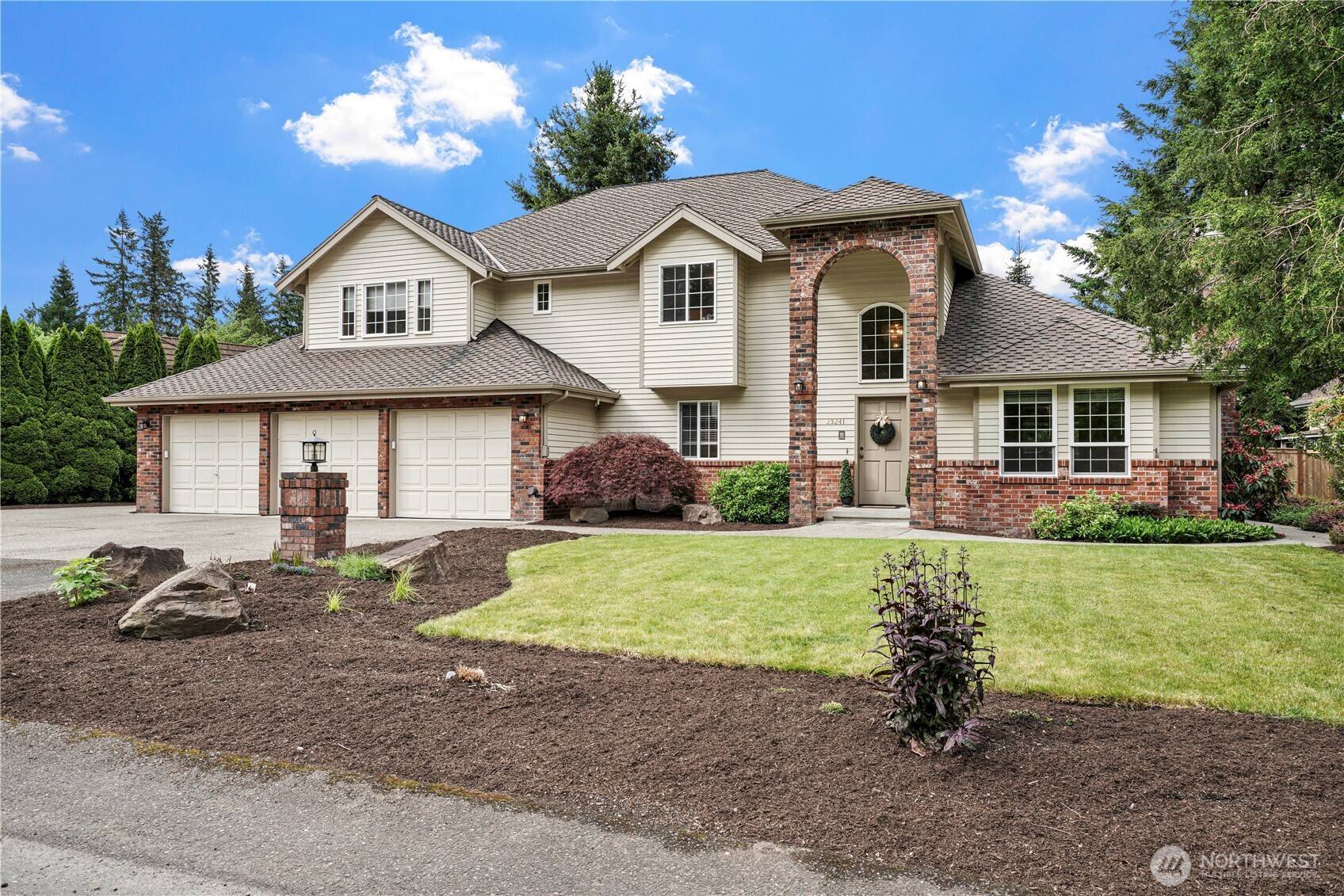 Maple Valley, WA 98038,25241 234th AVE SE