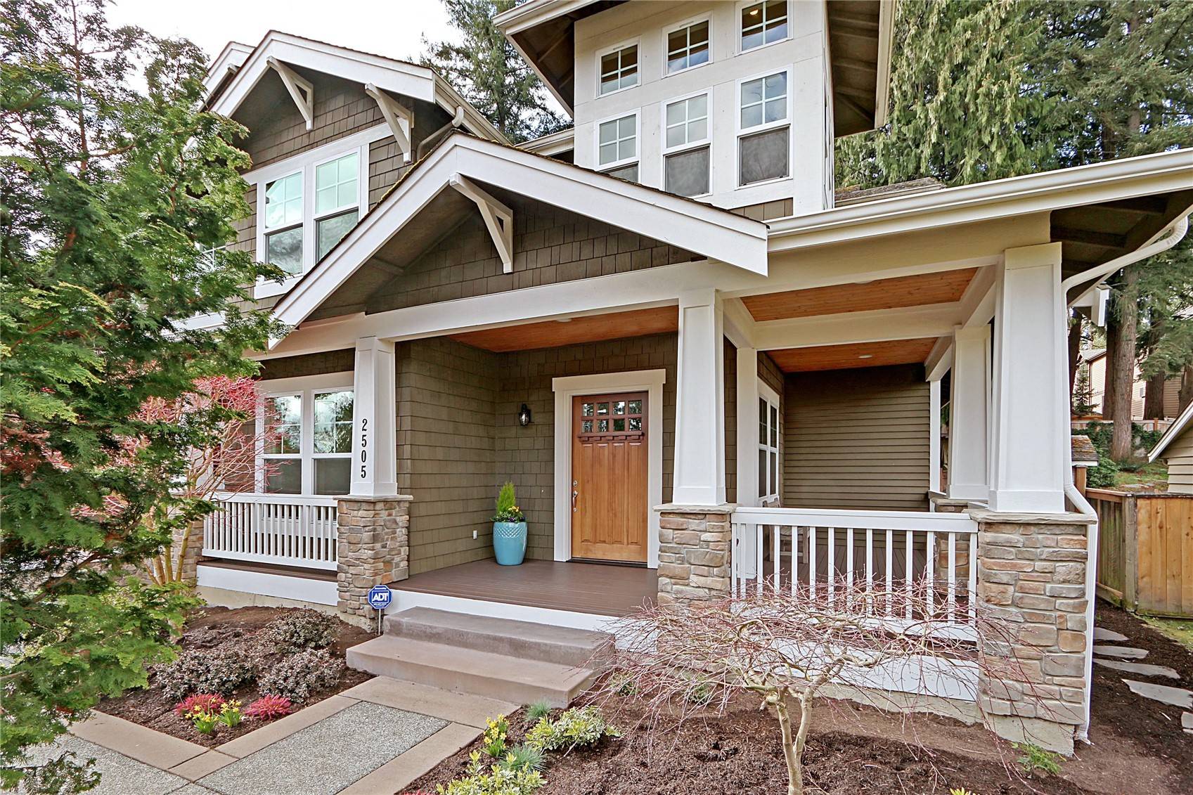 Bellevue, WA 98004,2505 102nd AVE NE
