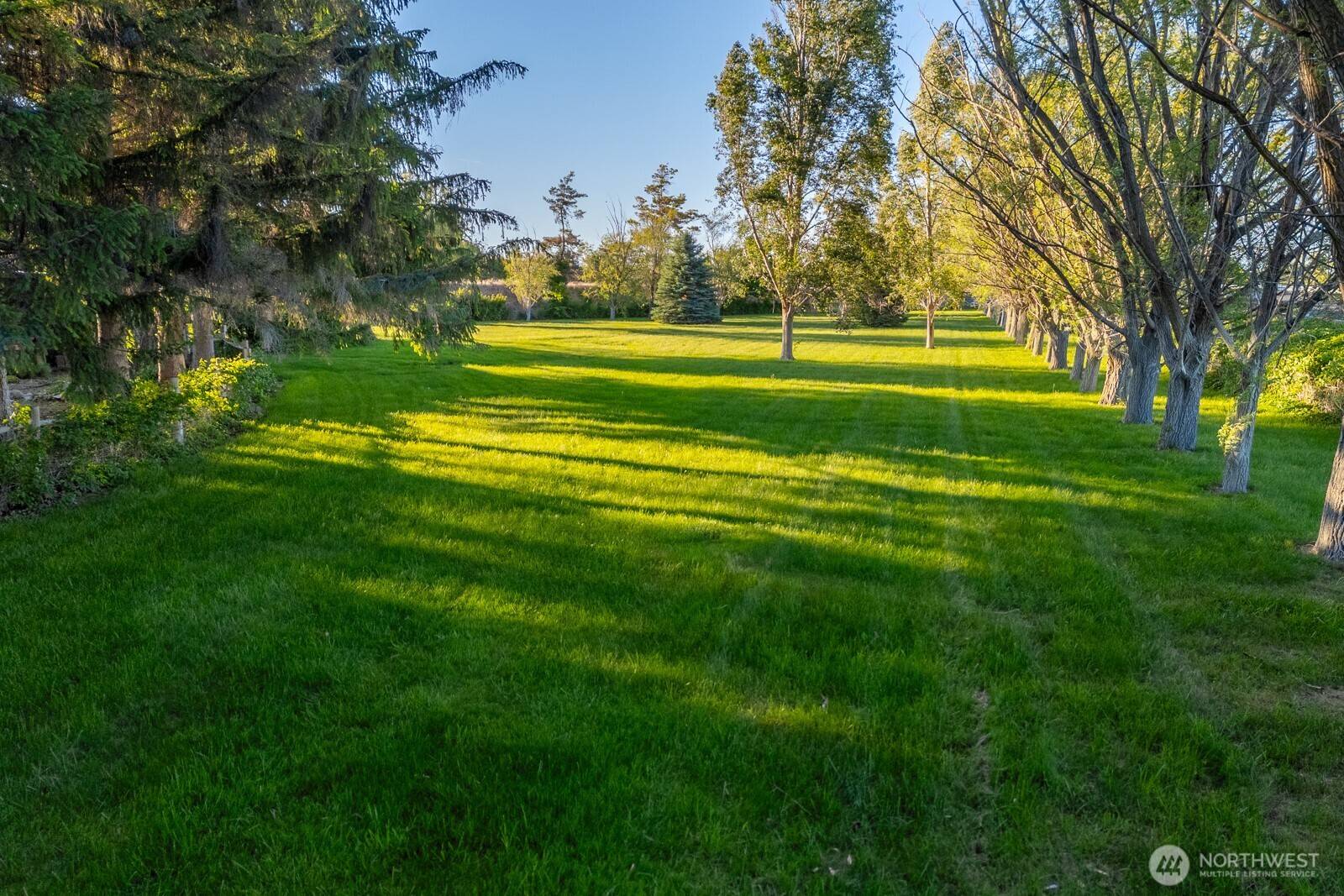 Ephrata, WA 98823,18226 Road B NW