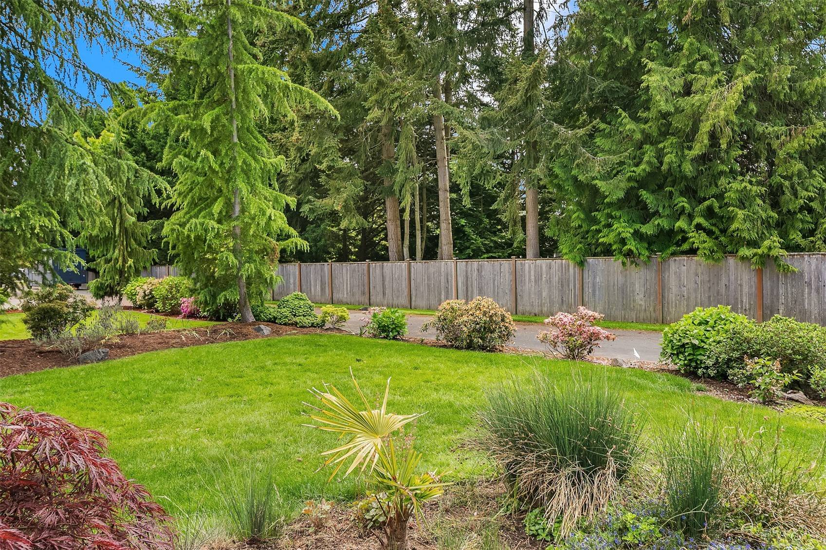 Edmonds, WA 98026,14224 Beverly Park RD #B