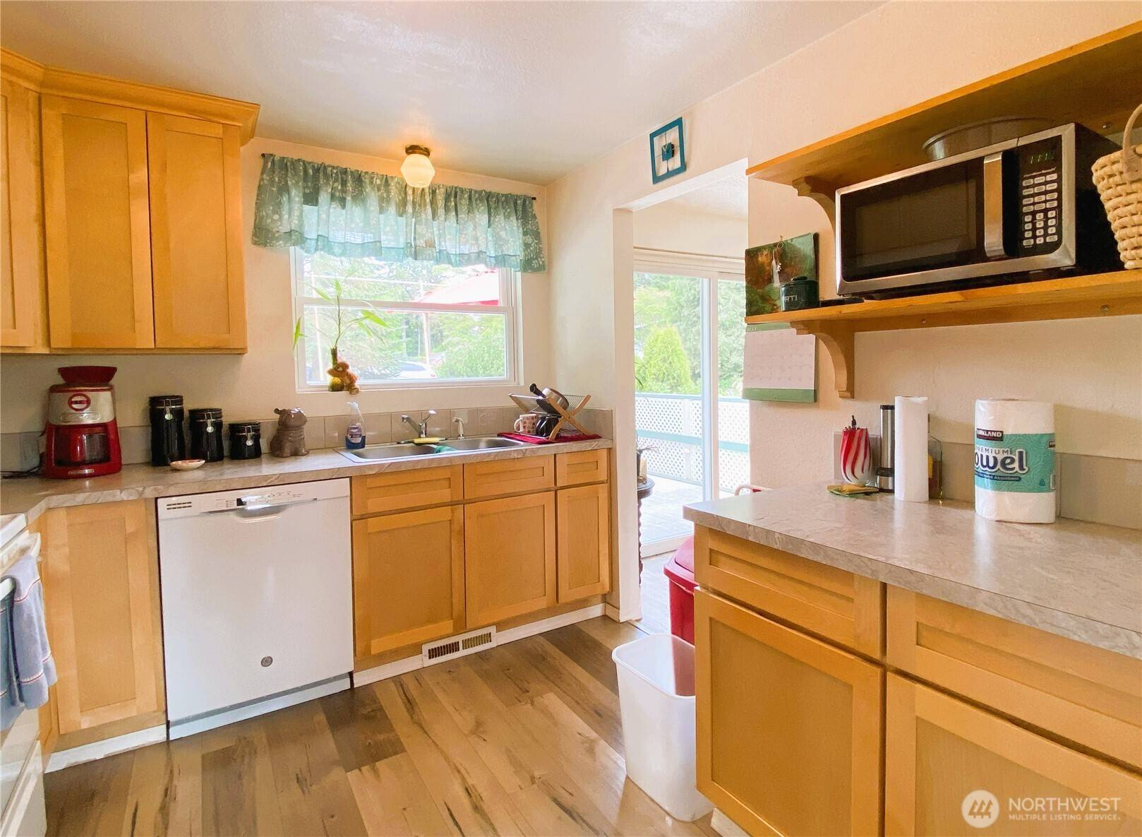 Federal Way, WA 98003,31405 10th AVE S