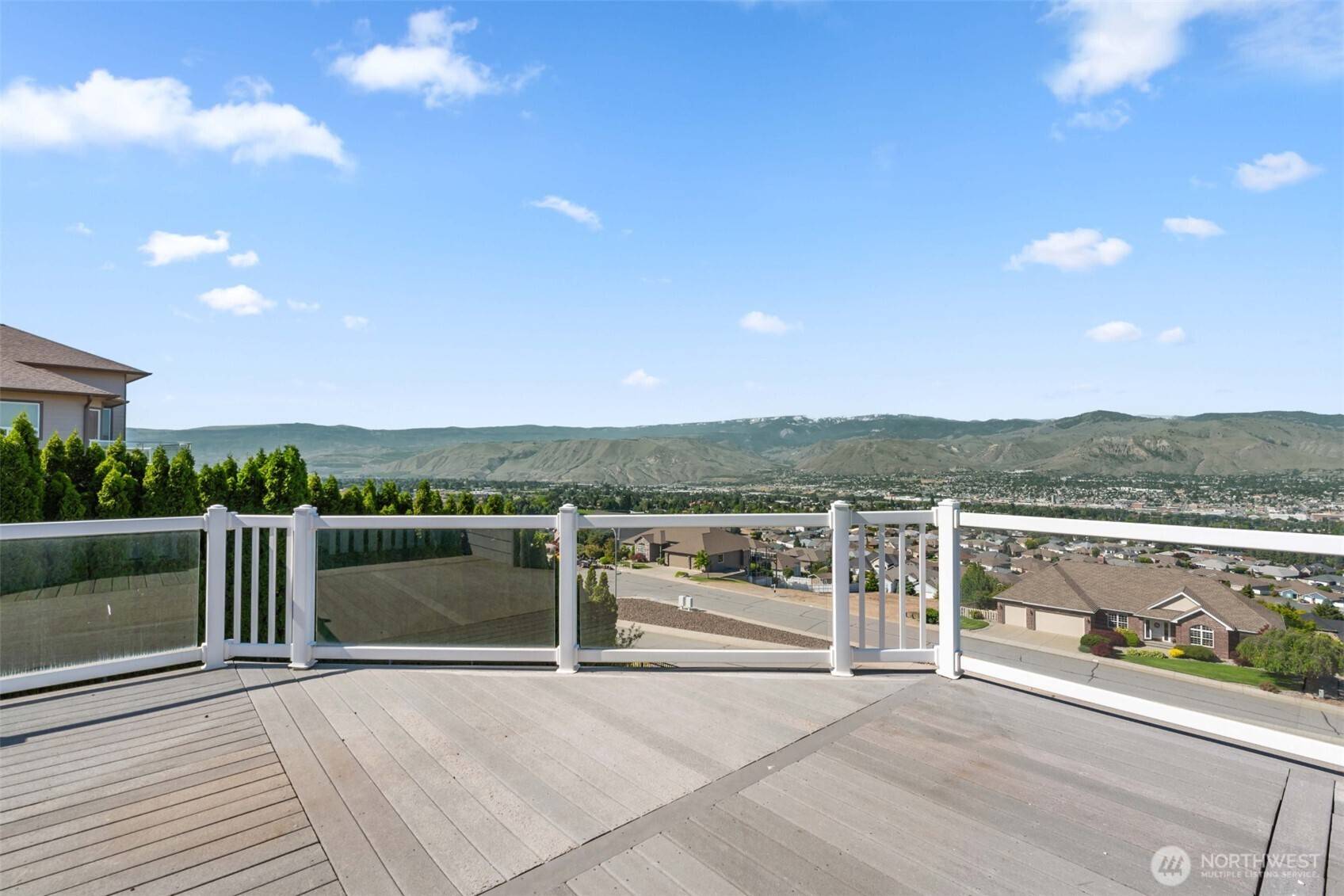 Wenatchee, WA 98802,1809 Briarwood PL