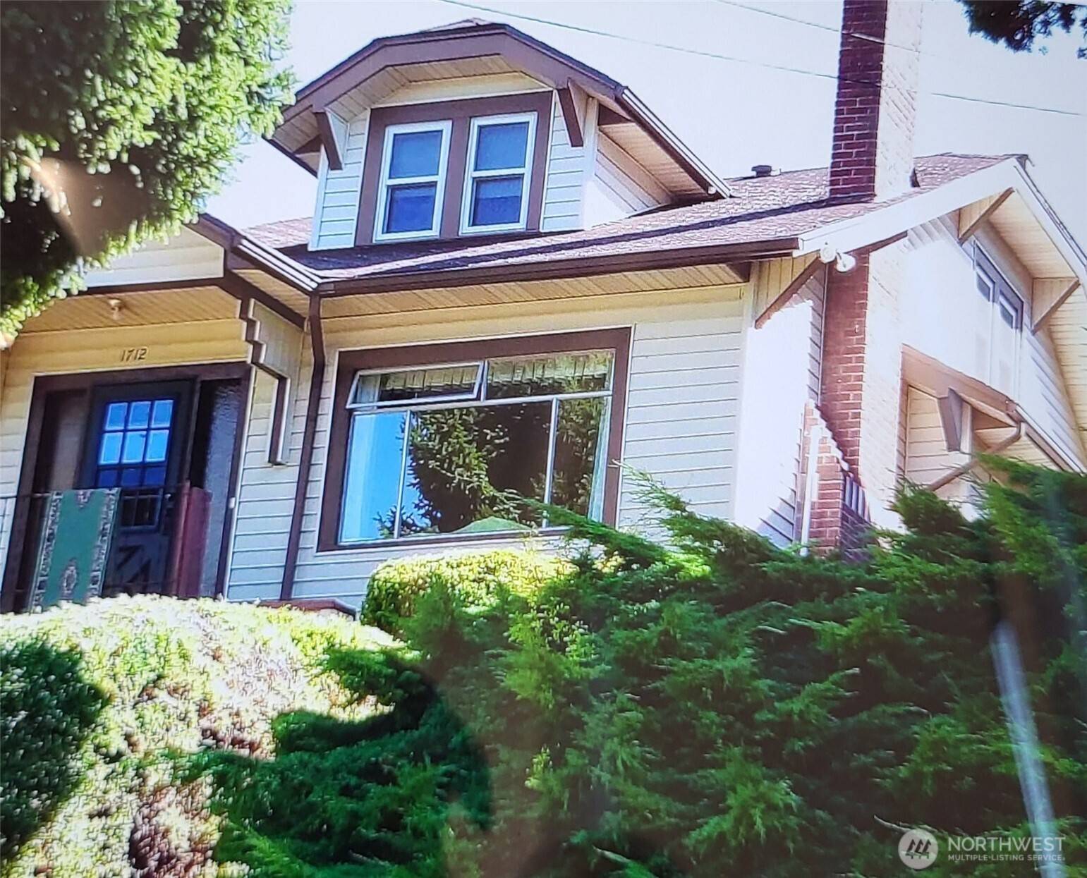Seattle, WA 98144,1712 30th AVE S