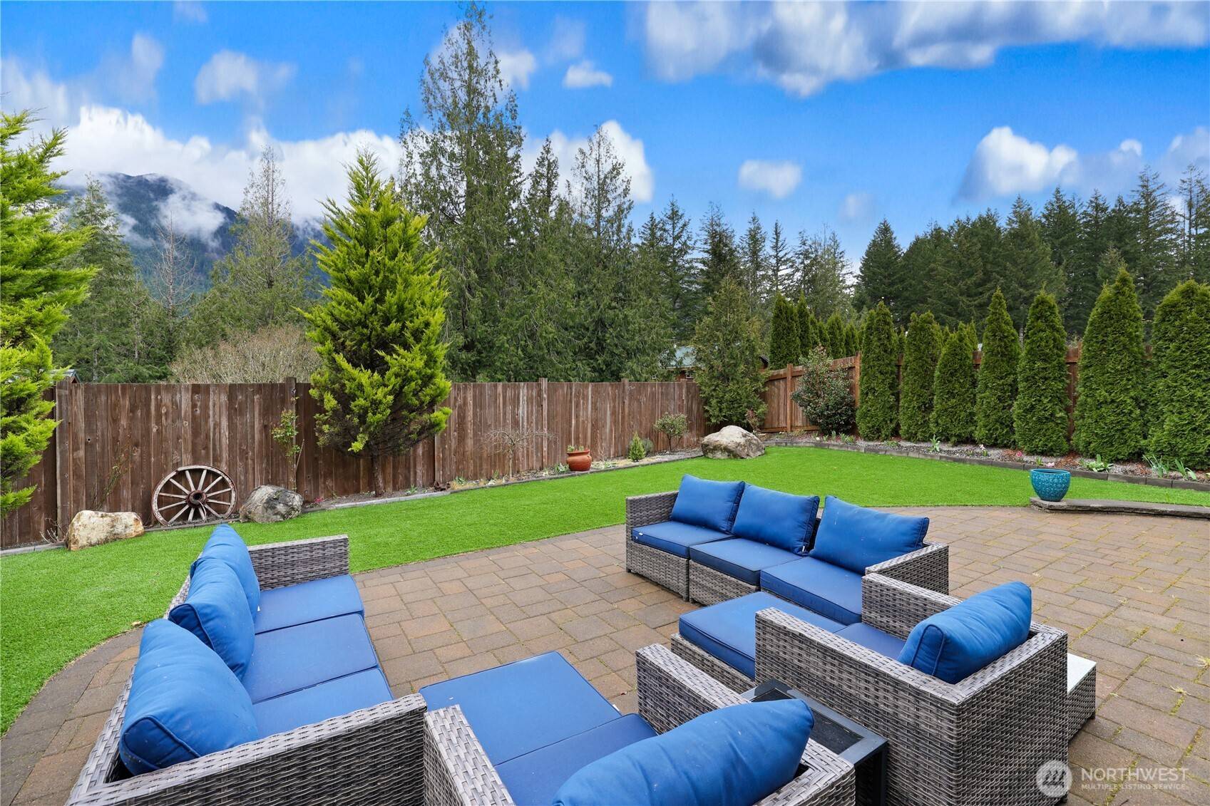 North Bend, WA 98045,3592 SE 16th ST