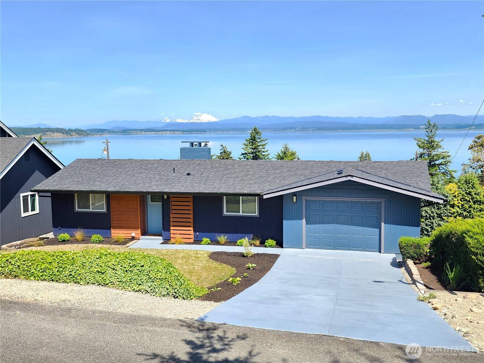 Camano Island, WA 98282,1345 Rainbow LN
