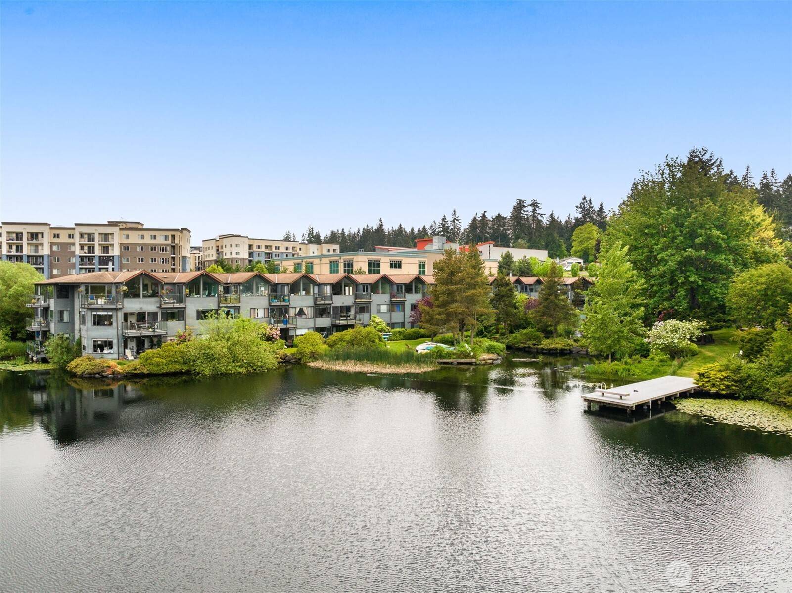 Shoreline, WA 98133,19414 Aurora Avenue N #204