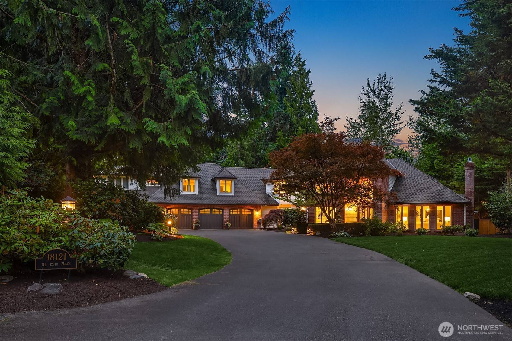 Redmond, WA 98052,18121 NE 129th PL