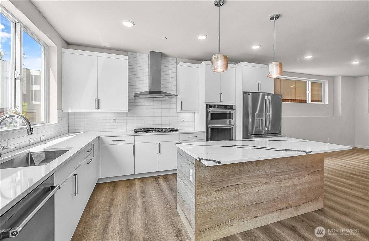 Bothell, WA 98011,8922 NE 173rd PL #A