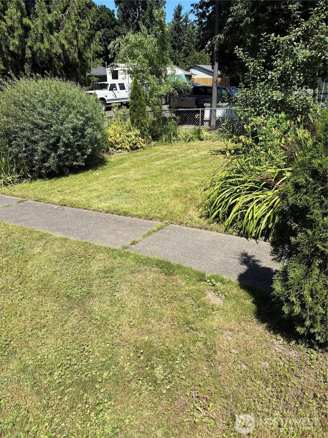 Pacific, WA 98047,114 Alder LN N