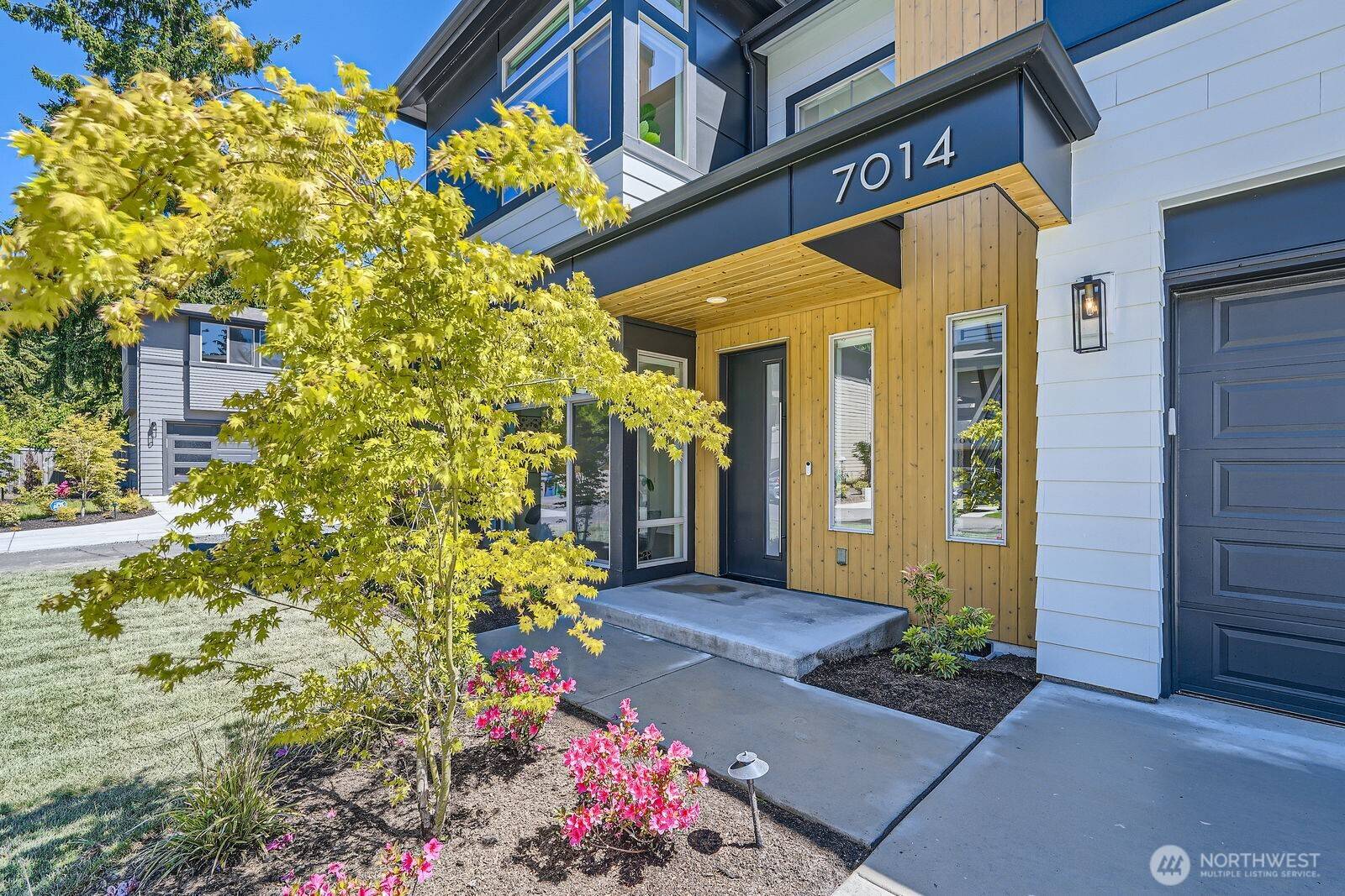 Kirkland, WA 98033,7014 125th LN NE