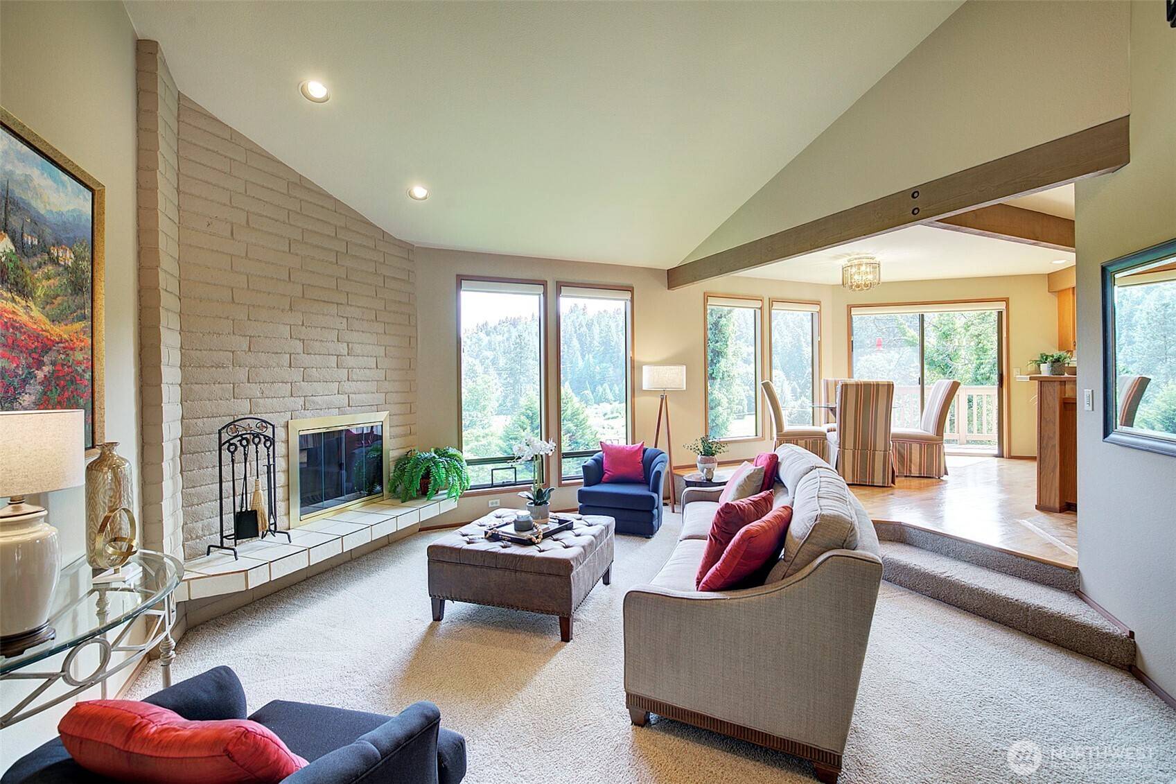 Bothell, WA 98011,9430 Hoeder LN