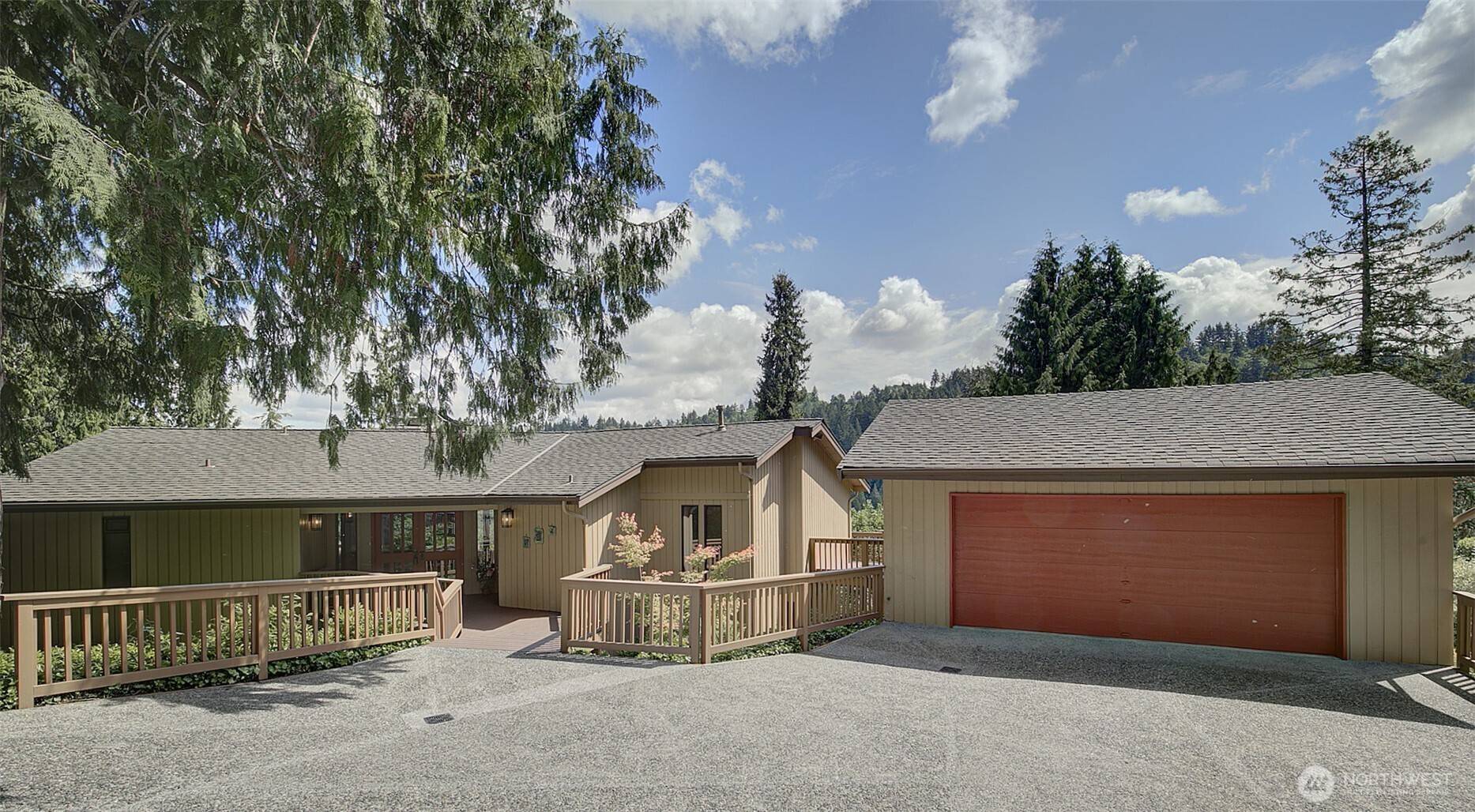 Bothell, WA 98011,9430 Hoeder LN