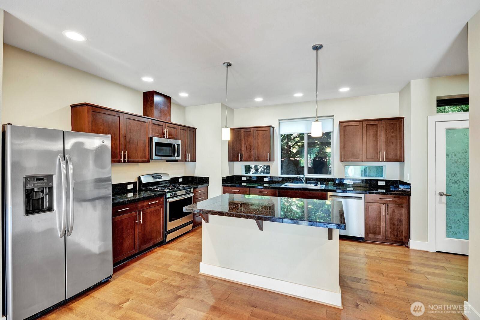 Renton, WA 98056,8400 130th PL SE #B103
