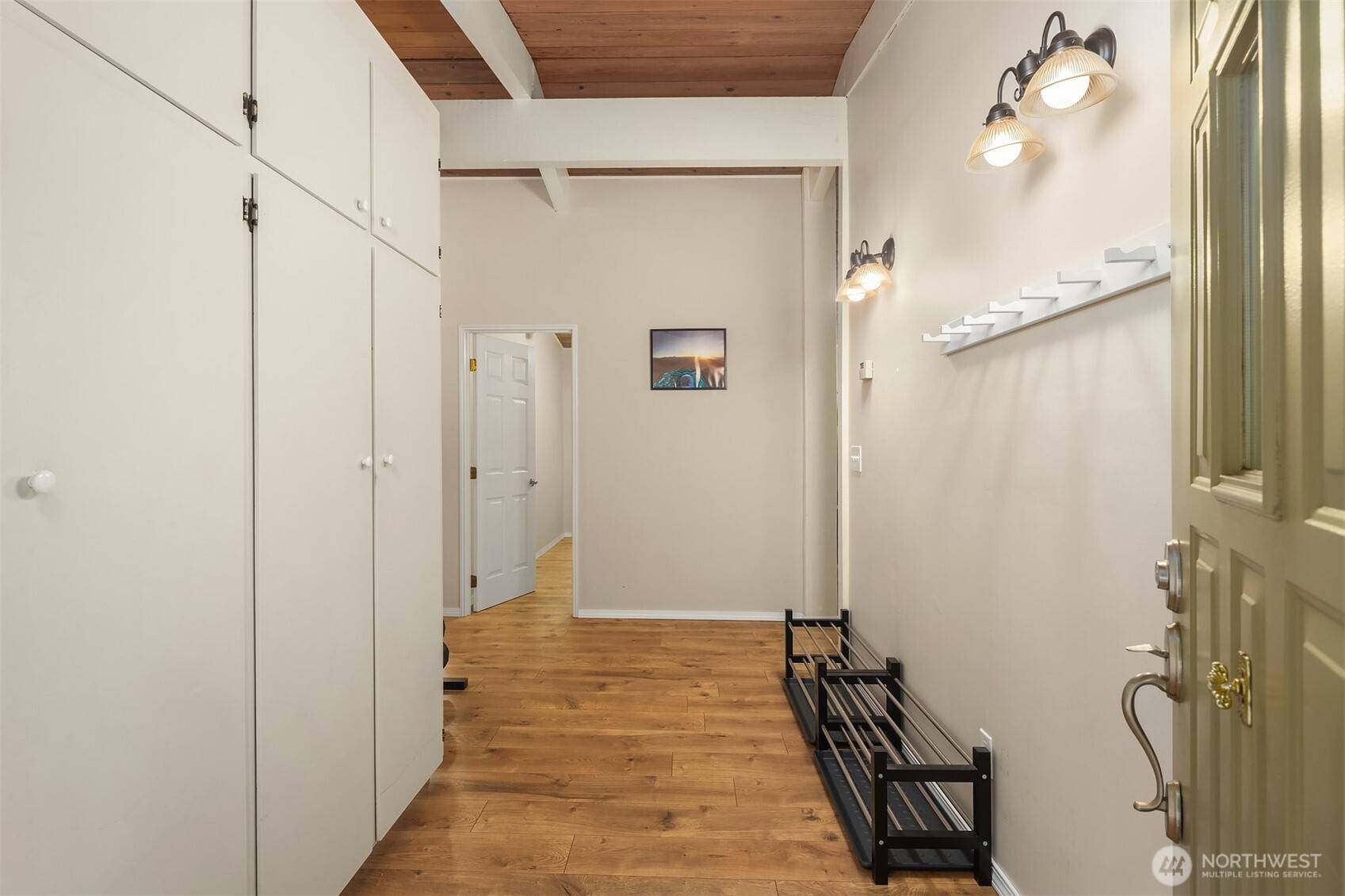 Issaquah, WA 98027,24044 SE 111th ST