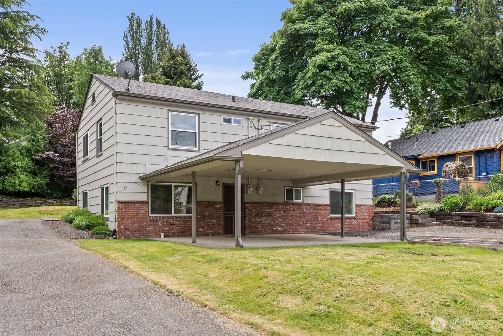 Olympia, WA 98501,525 527 16th AVE SE