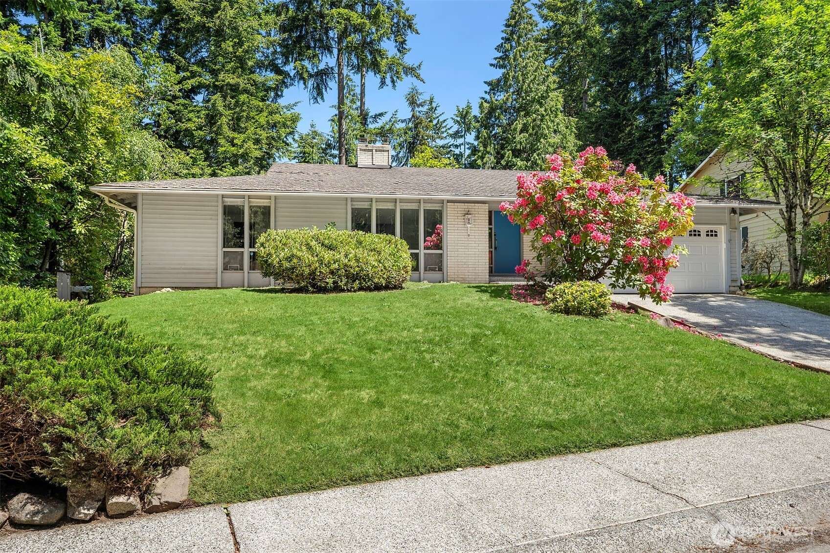 Kirkland, WA 98034,14318 117th PL NE