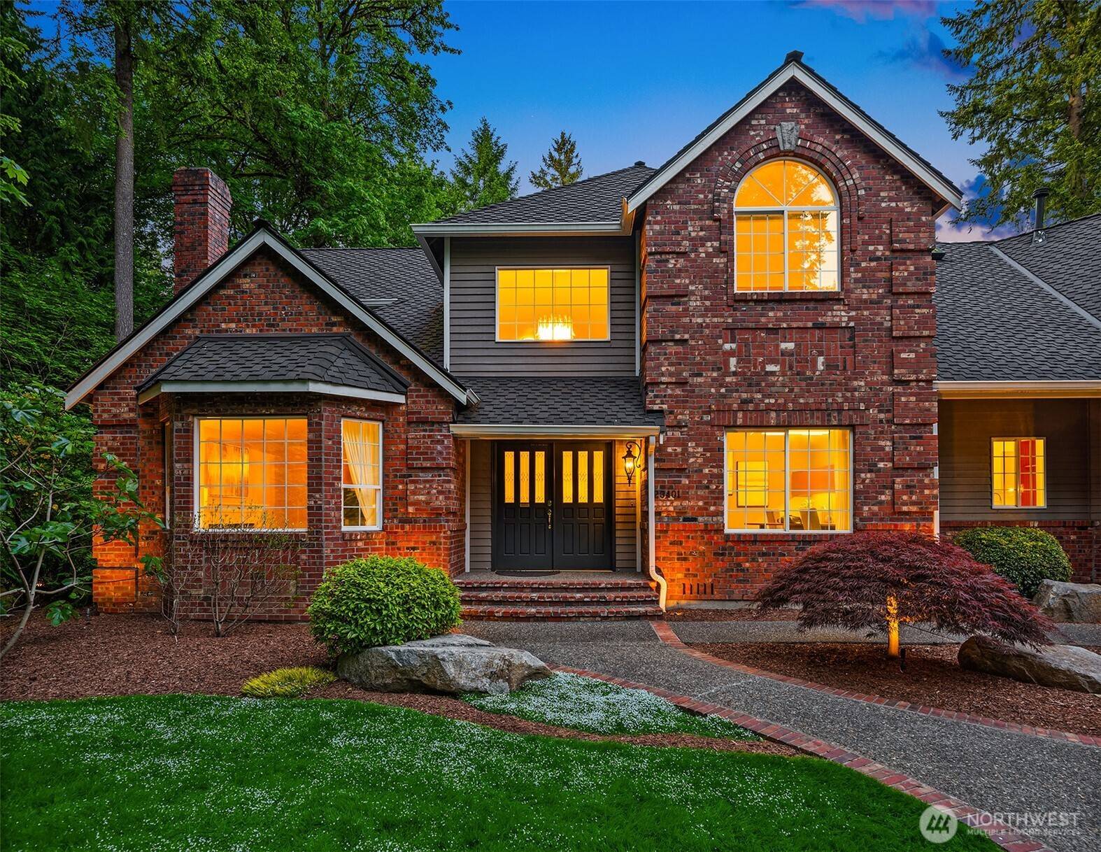 Woodinville, WA 98072,23401 82nd AVE SE