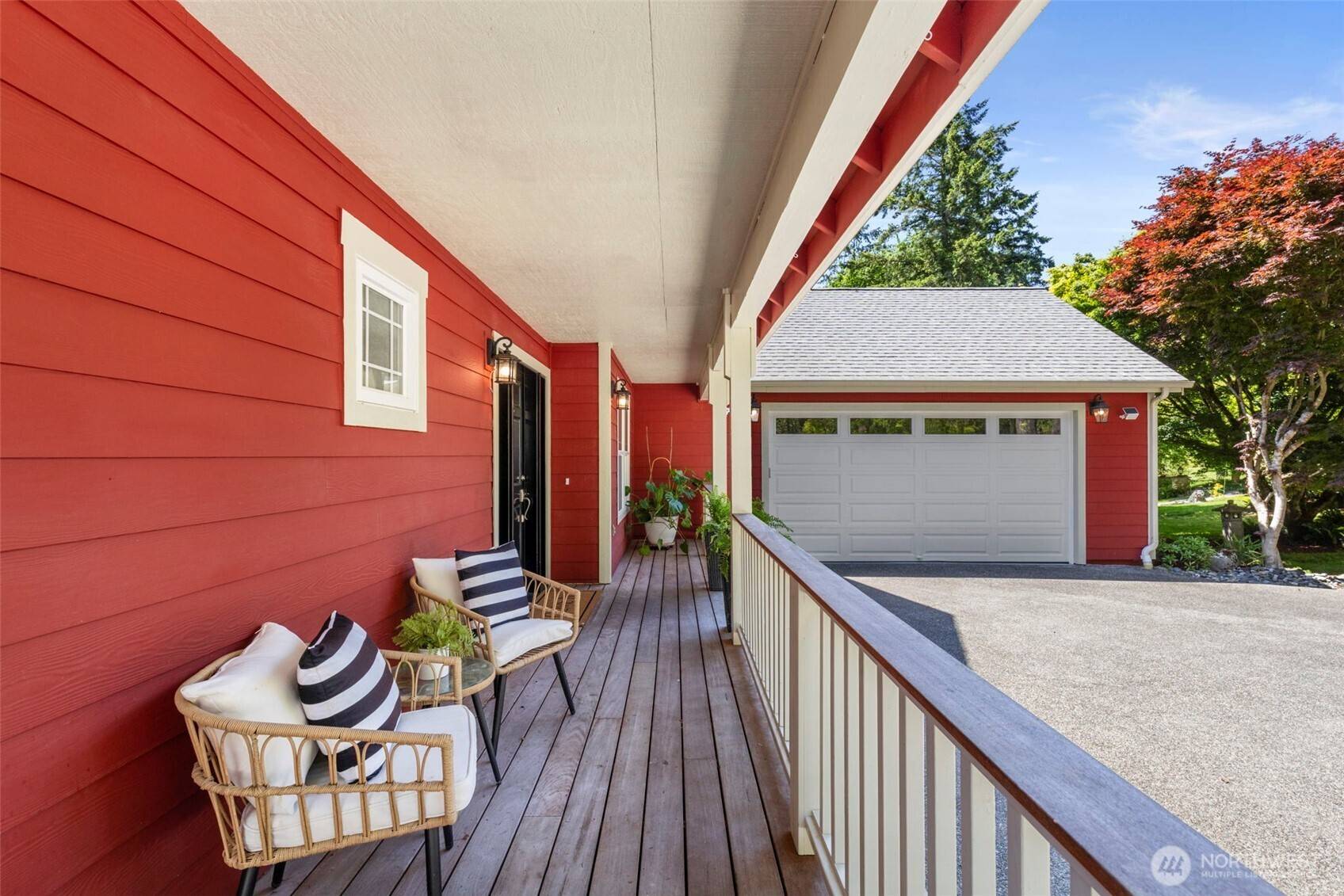 Bainbridge Island, WA 98110,8277 New Holland Ct