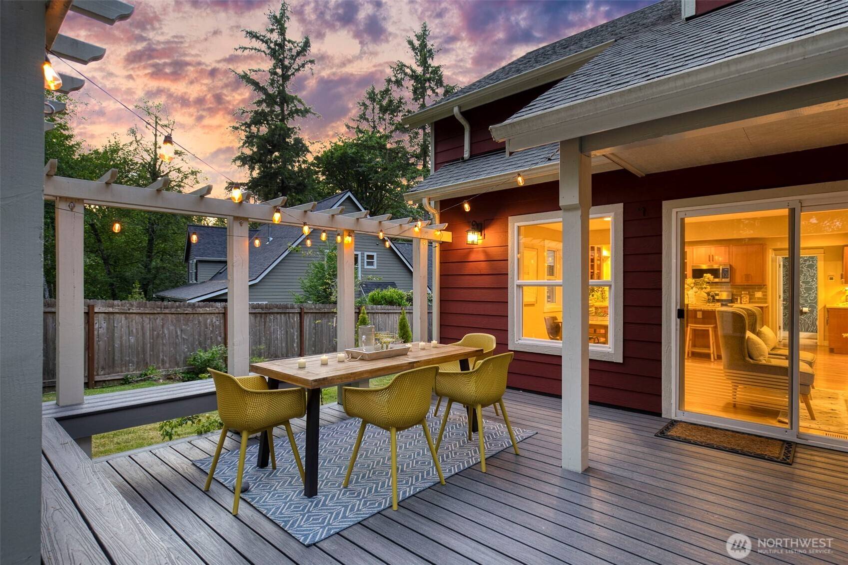 Bainbridge Island, WA 98110,8277 New Holland Ct
