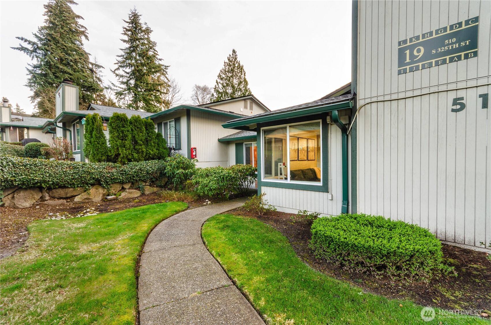 Federal Way, WA 98003,510 S 325th ST #19A