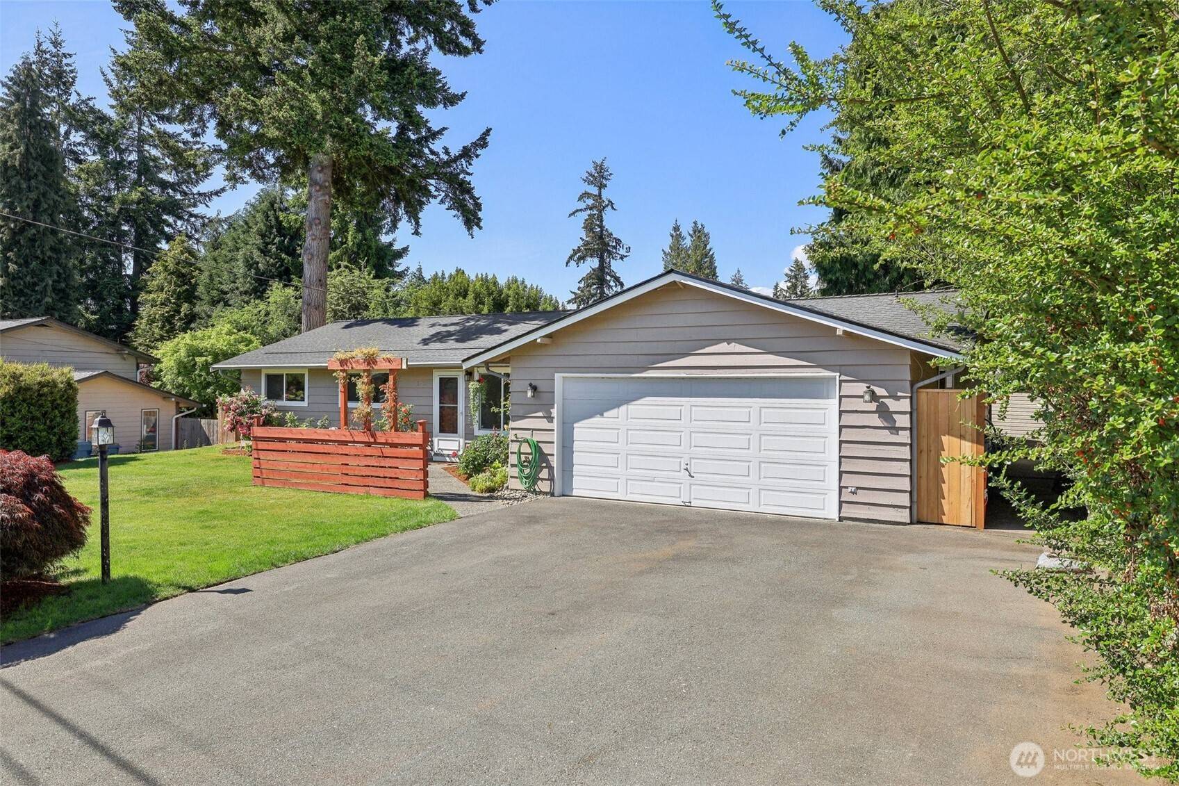 Lynnwood, WA 98037,6707 162 PL SW