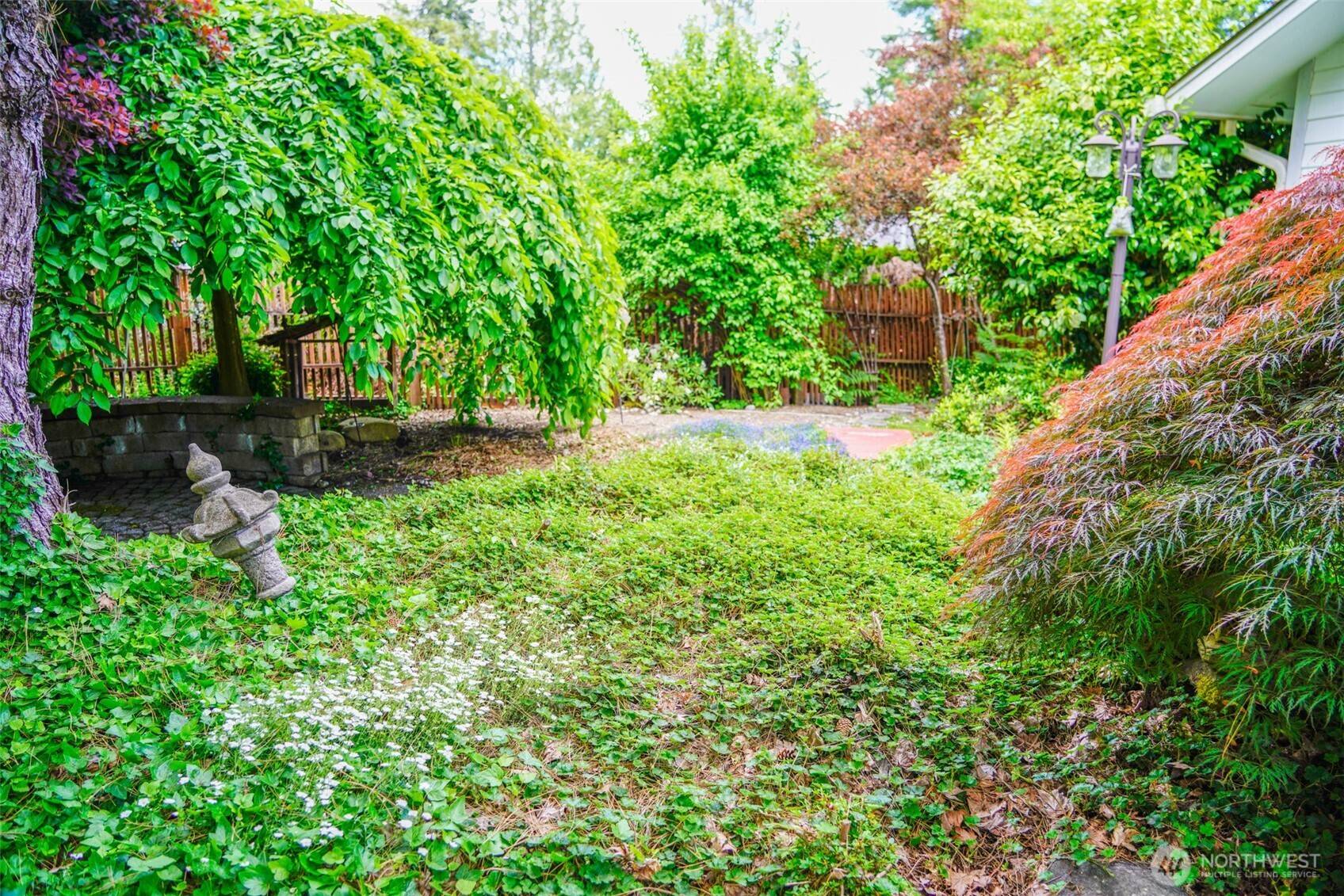 Hoodsport, WA 98548,211 N Cedardale LN