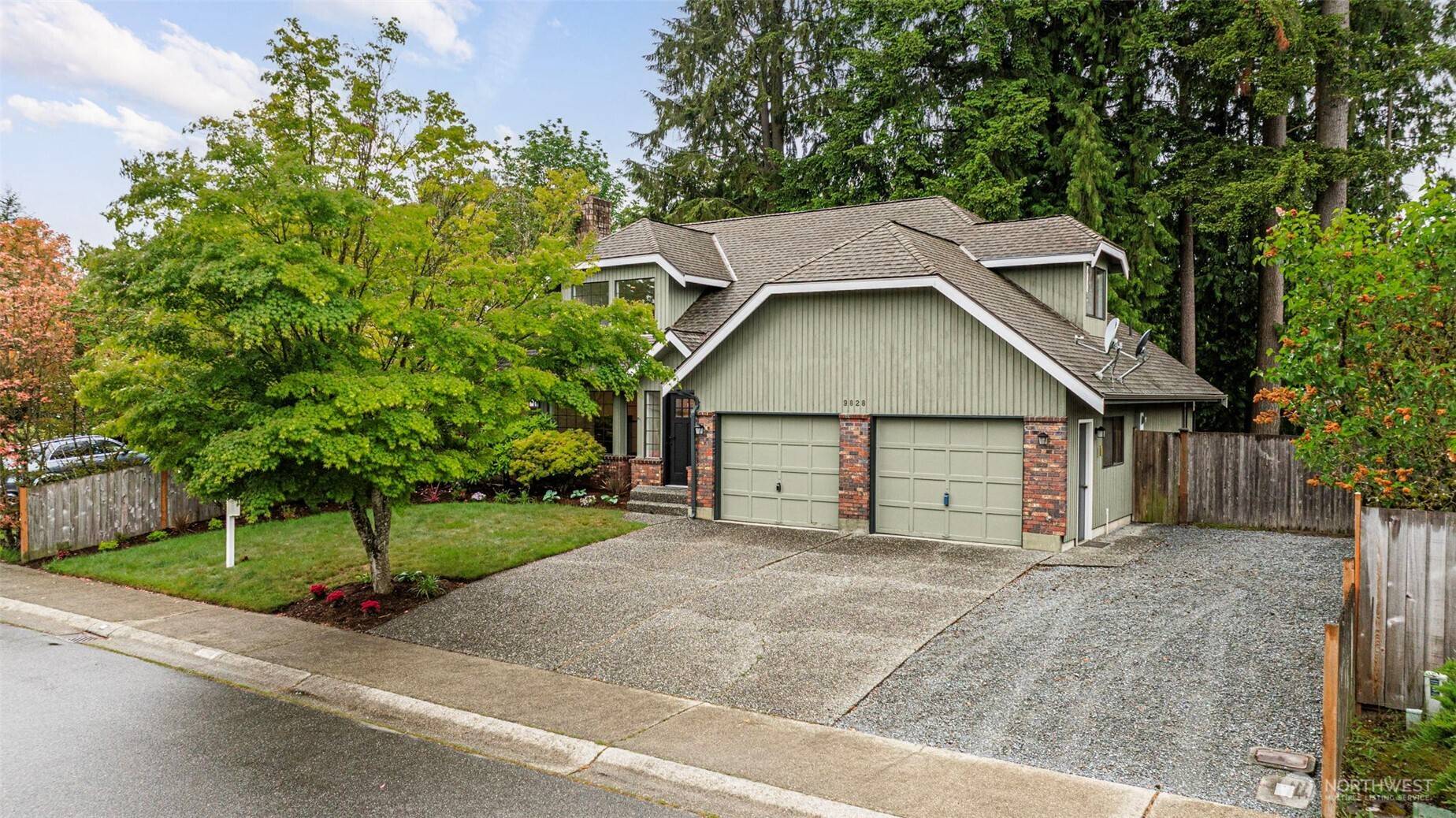 Everett, WA 98208,9828 33rd DR SE