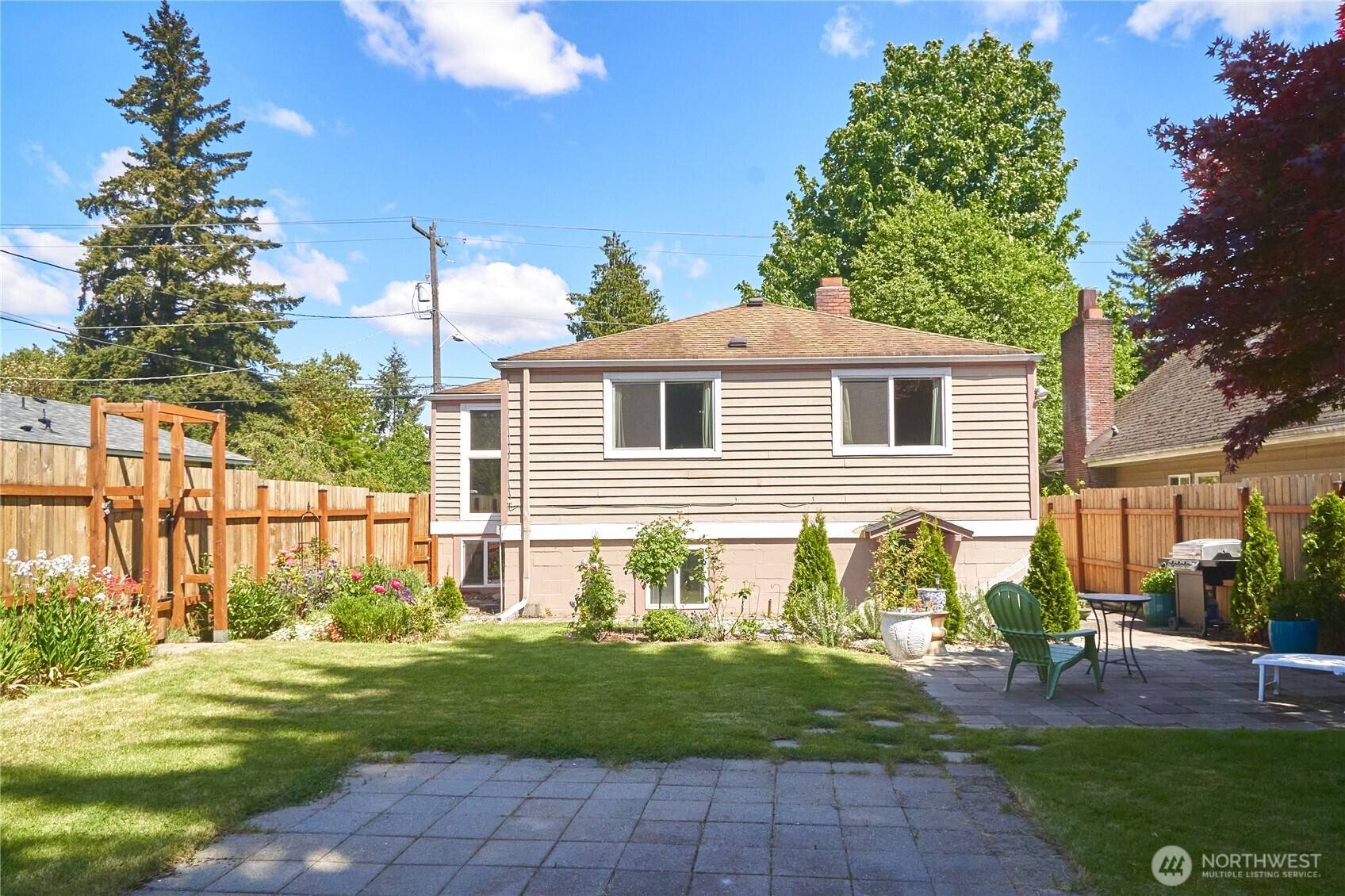 Burien, WA 98146,11433 12th AVE SW