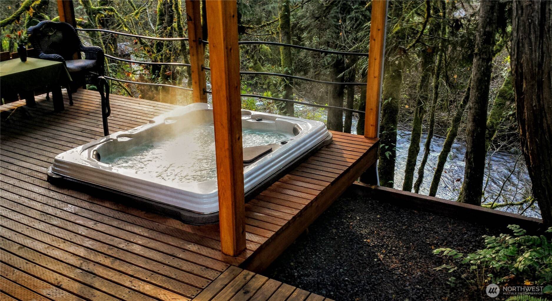 Quilcene, WA 98376,423 Lords Lake LOOP